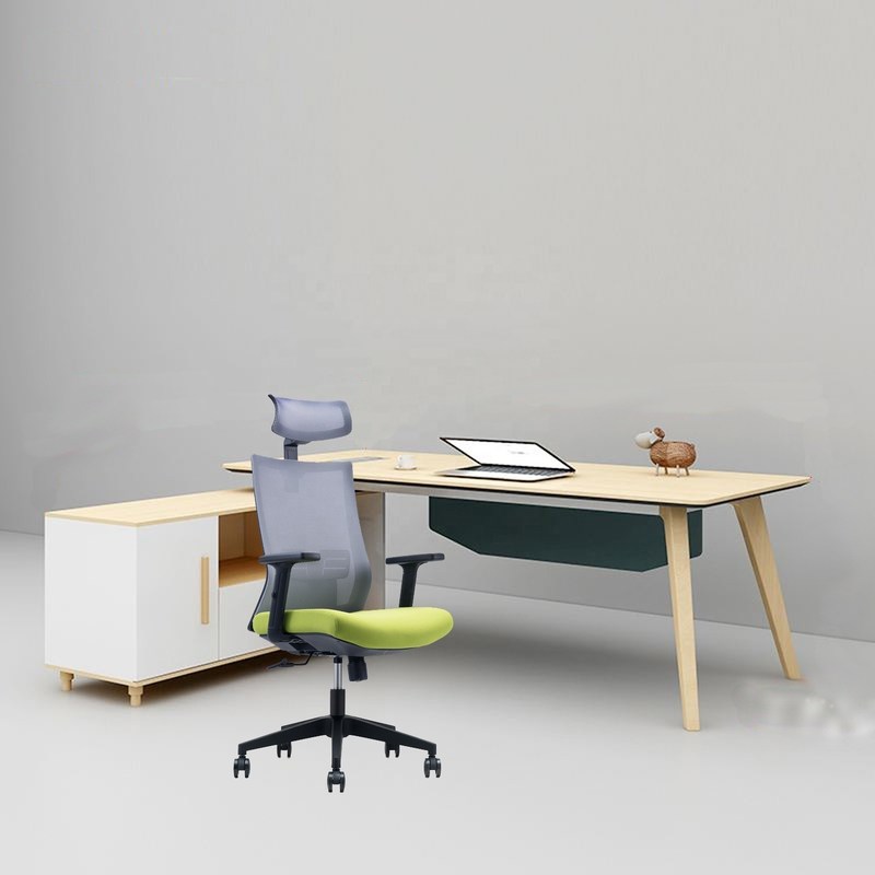 Kursi Mesh Kantor dengan Pendukung Lengan dan Pendukung Kepala yang Bisa Disesuaikan untuk Desain Ergonomis Belakang Tinggi Modern