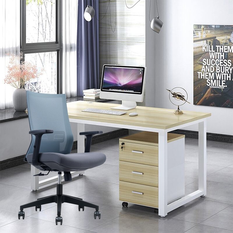 Kursi Eksekutif Kantor Jaring Belakang Tengah Kain Gaya Desain Modern dengan Lengan 2D Ergonomis