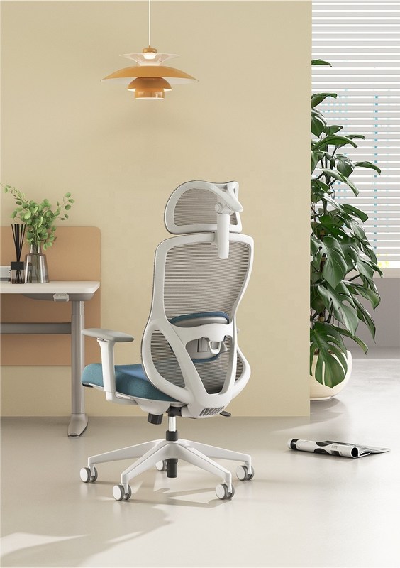 Kursi berputar belakang tinggi yang dapat disesuaikan dengan sandaran lengan 3D dan bantal kursi yang nyaman